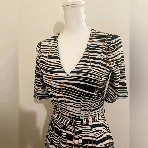 Hobbs London Amelia Abstract Striped MIDI Dress Tie Waist Size 2 - Picture 7 of 10